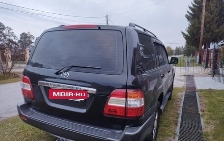 Toyota Land Cruiser 100 рестайлинг 2, 2005 год, 2 000 000 рублей, 5 фотография