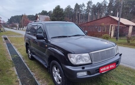 Toyota Land Cruiser 100 рестайлинг 2, 2005 год, 2 000 000 рублей, 4 фотография
