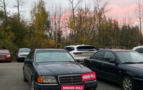 Mercedes-Benz C-Класс, 1994 год, 500 000 рублей, 5 фотография