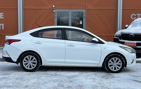 Hyundai Solaris II рестайлинг, 2021 год, 1 549 000 рублей, 4 фотография