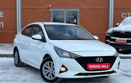 Hyundai Solaris II рестайлинг, 2021 год, 1 549 000 рублей, 3 фотография