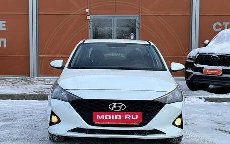 Hyundai Solaris II рестайлинг, 2021 год, 1 549 000 рублей, 2 фотография