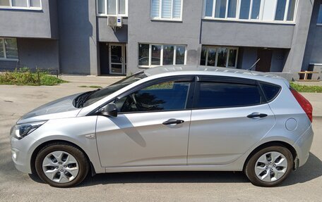 Hyundai Solaris II рестайлинг, 2015 год, 910 000 рублей, 10 фотография