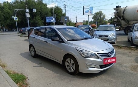Hyundai Solaris II рестайлинг, 2015 год, 910 000 рублей, 6 фотография