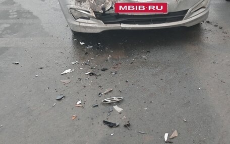 Hyundai Solaris II рестайлинг, 2015 год, 910 000 рублей, 16 фотография