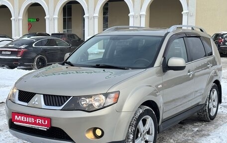 Mitsubishi Outlander III рестайлинг 3, 2008 год, 950 000 рублей, 2 фотография