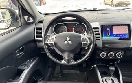 Mitsubishi Outlander III рестайлинг 3, 2008 год, 950 000 рублей, 40 фотография