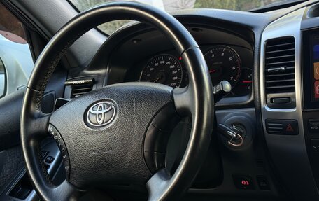 Toyota Land Cruiser Prado 120 рестайлинг, 2007 год, 1 999 000 рублей, 13 фотография