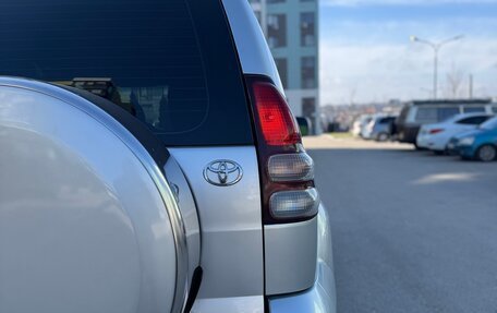 Toyota Land Cruiser Prado 120 рестайлинг, 2007 год, 1 999 000 рублей, 9 фотография