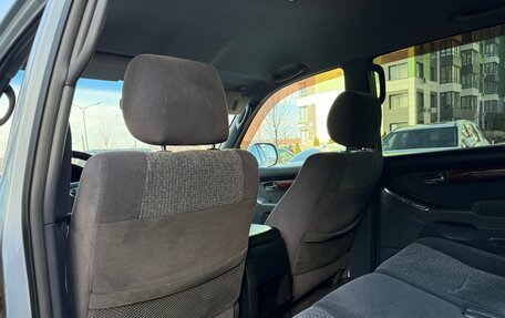 Toyota Land Cruiser Prado 120 рестайлинг, 2007 год, 1 999 000 рублей, 14 фотография