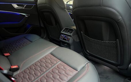 Audi RS 6, 2025 год, 25 990 000 рублей, 25 фотография