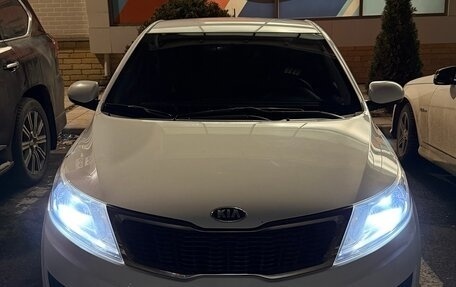 KIA Rio III рестайлинг, 2015 год, 861 000 рублей, 1 фотография