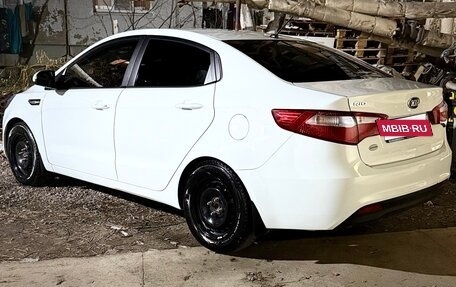 KIA Rio III рестайлинг, 2015 год, 861 000 рублей, 6 фотография