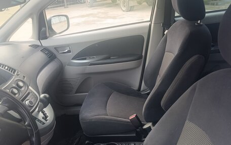 Mitsubishi Grandis, 2007 год, 670 000 рублей, 13 фотография