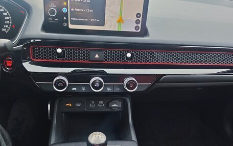 Honda Civic, 2022 год, 2 400 000 рублей, 18 фотография