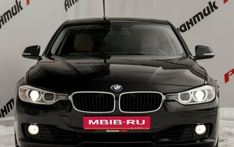 BMW 3 серия, 2014 год, 2 300 000 рублей, 13 фотография