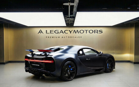 Bugatti Chiron, 2019 год, 652 587 520 рублей, 5 фотография