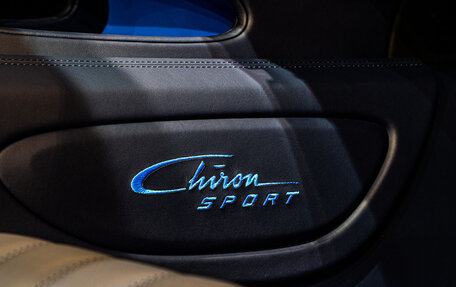 Bugatti Chiron, 2019 год, 652 587 520 рублей, 15 фотография