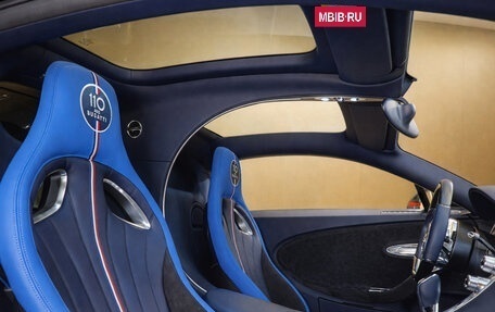 Bugatti Chiron, 2019 год, 652 587 520 рублей, 13 фотография