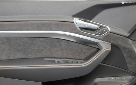 Audi e-tron I, 2022 год, 5 200 000 рублей, 15 фотография