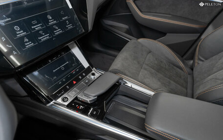 Audi e-tron I, 2022 год, 5 200 000 рублей, 18 фотография