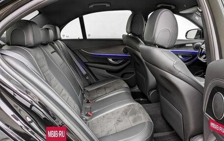 Mercedes-Benz E-Класс, 2019 год, 3 650 000 рублей, 12 фотография