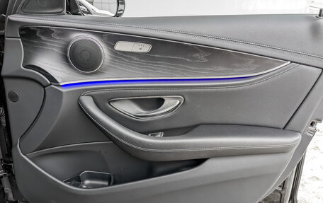 Mercedes-Benz E-Класс, 2019 год, 3 650 000 рублей, 22 фотография