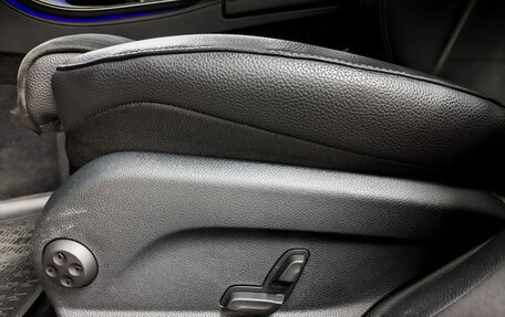 Mercedes-Benz E-Класс, 2019 год, 3 650 000 рублей, 26 фотография