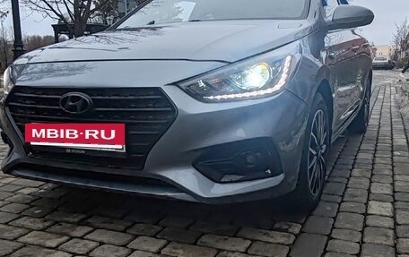 Hyundai Solaris II рестайлинг, 2019 год, 1 300 000 рублей, 3 фотография