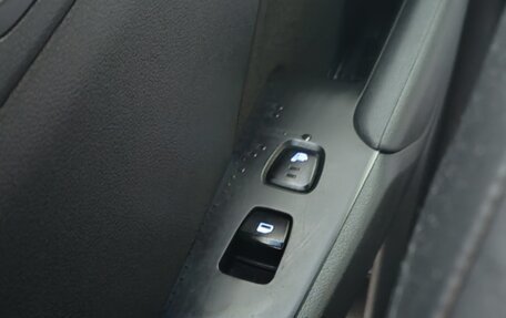 Hyundai Solaris II рестайлинг, 2019 год, 1 300 000 рублей, 19 фотография