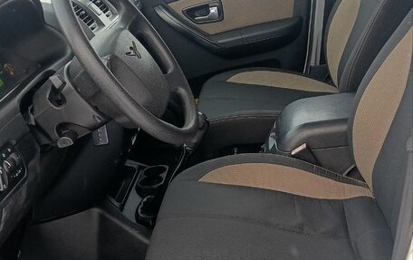 ЛуАЗ Patriot, 2013 год, 525 000 рублей, 10 фотография