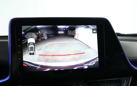 Toyota C-HR I рестайлинг, 2021 год, 2 719 000 рублей, 18 фотография