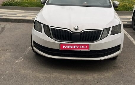Skoda Octavia, 2019 год, 900 000 рублей, 1 фотография