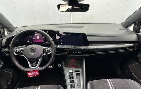 Volkswagen Golf VIII, 2022 год, 2 020 000 рублей, 9 фотография