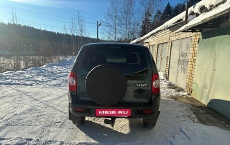 Chevrolet Niva I рестайлинг, 2019 год, 750 000 рублей, 4 фотография