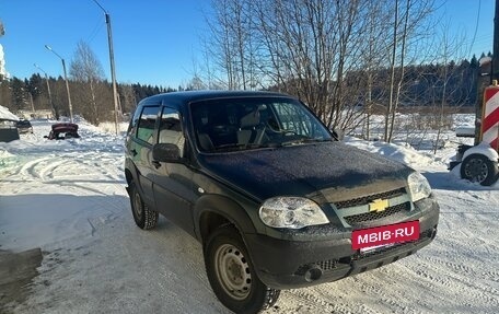 Chevrolet Niva I рестайлинг, 2019 год, 750 000 рублей, 3 фотография