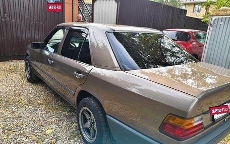 Mercedes-Benz W124, 1988 год, 415 000 рублей, 3 фотография