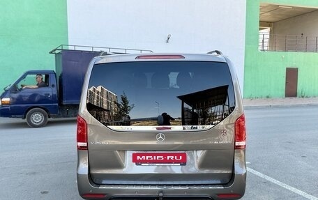 Mercedes-Benz V-Класс, 2015 год, 3 700 000 рублей, 7 фотография