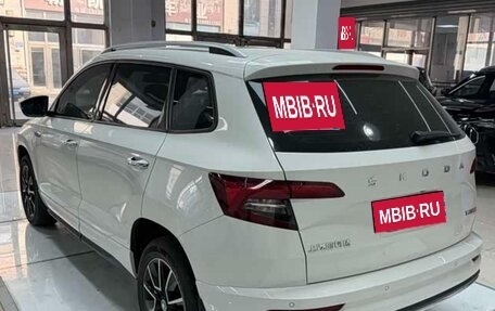 Skoda Karoq I, 2022 год, 1 570 000 рублей, 4 фотография