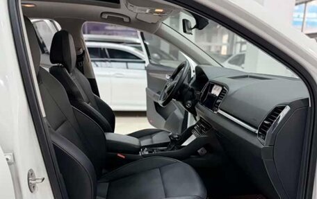 Skoda Karoq I, 2022 год, 1 570 000 рублей, 12 фотография