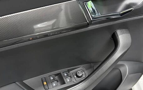 Skoda Karoq I, 2022 год, 1 660 000 рублей, 7 фотография