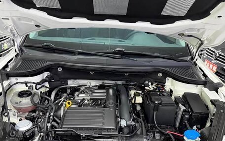 Skoda Karoq I, 2022 год, 1 660 000 рублей, 19 фотография