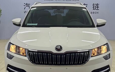 Skoda Karoq I, 2022 год, 1 470 000 рублей, 2 фотография