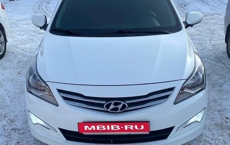 Hyundai Solaris II рестайлинг, 2016 год, 1 320 000 рублей, 1 фотография