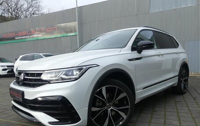 Volkswagen Tiguan II, 2022 год, 3 200 000 рублей, 1 фотография
