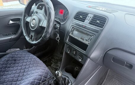 Volkswagen Polo VI (EU Market), 2012 год, 295 000 рублей, 5 фотография