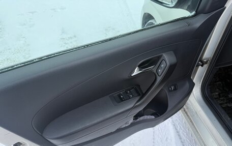 Volkswagen Polo VI (EU Market), 2012 год, 295 000 рублей, 9 фотография