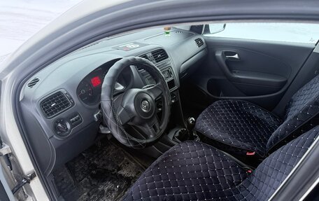 Volkswagen Polo VI (EU Market), 2012 год, 295 000 рублей, 10 фотография