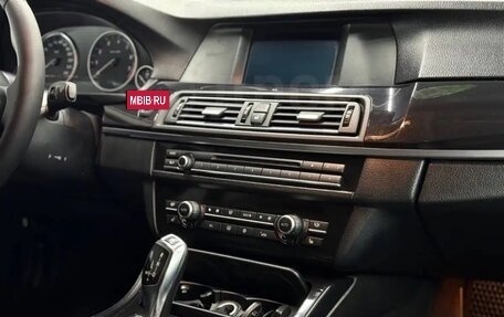 BMW 5 серия, 2011 год, 1 200 000 рублей, 17 фотография