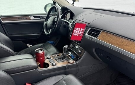 Volkswagen Touareg III, 2016 год, 3 000 000 рублей, 13 фотография